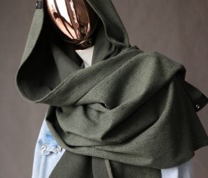 شال دکمه دار مونایی