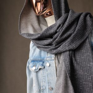 شال دکمه دار مونایی