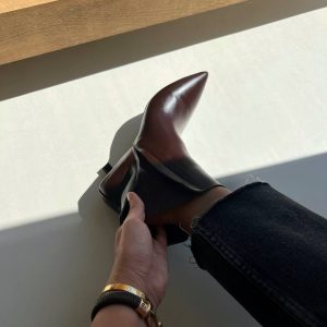 بوت خانومی