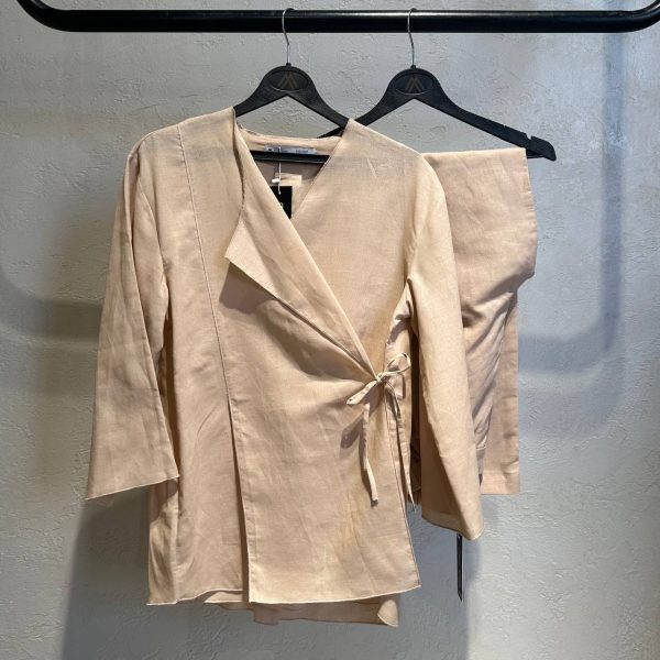 Latif Blouse & Pants Set - Image 4