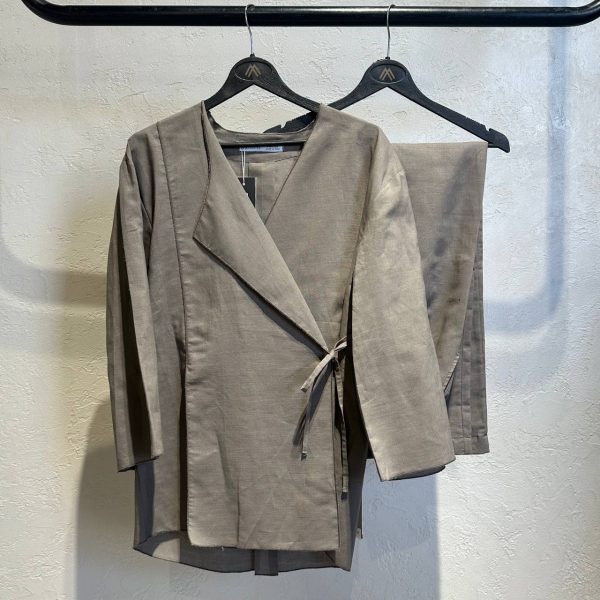 Latif Blouse & Pants Set - Image 6